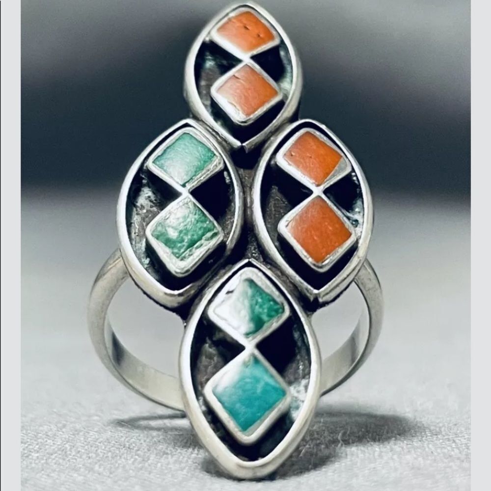 Vintage Southwestern Navajo Turquoise Coral & Sterling Silver Old Pawn Ring - Picture 4 of 14